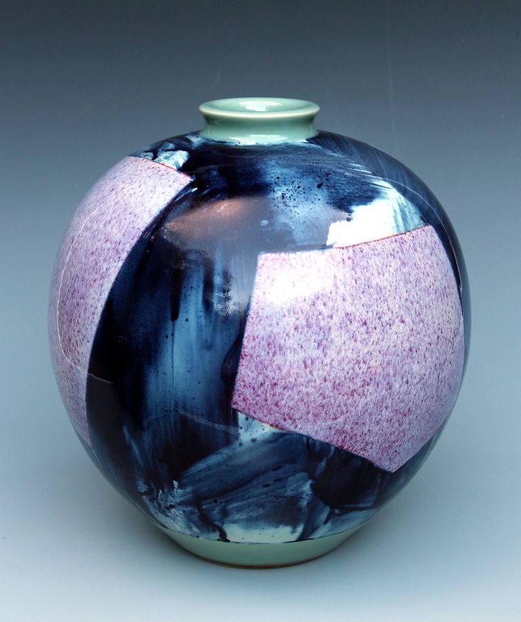 林振龍，空間釉彩，26 × 26 × 32 cm，2013