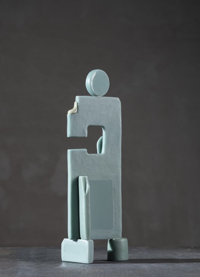 林振龍，釉雕系列，12 × 8.5 × 35.5 cm，2026